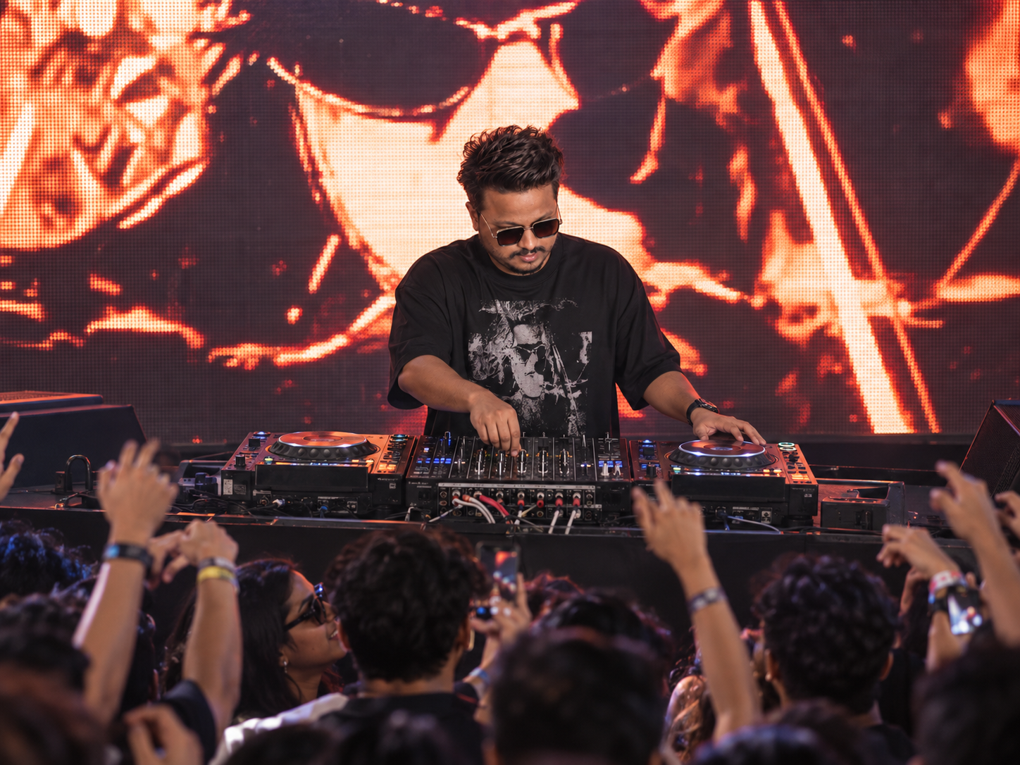 Sagar Kadam performing live